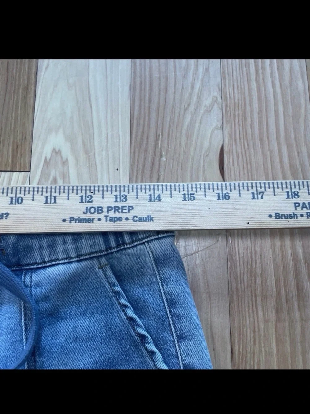 Women’s Relaxed Light Blue Denim Jogger Jeans